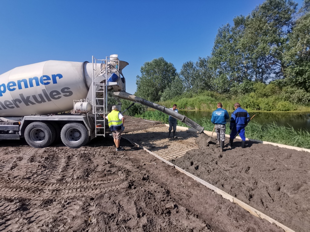 Kép az új uszadékszedő munkálatairól