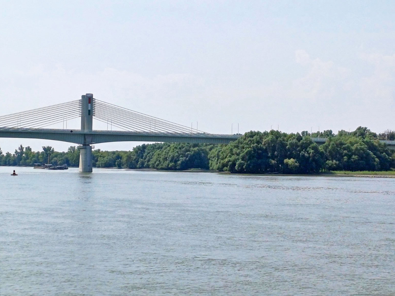 A képen látható: Duna