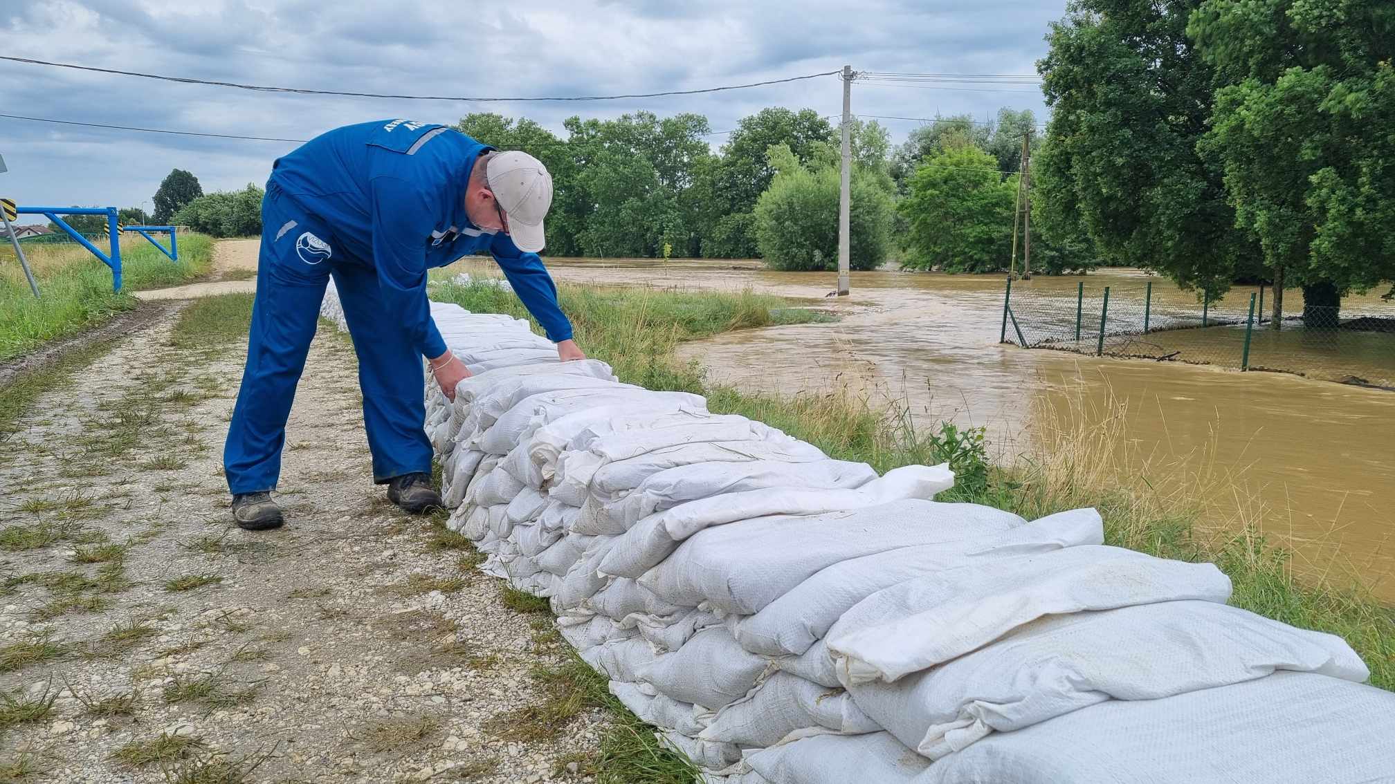 A kép tartalma: védekezés a Rábán