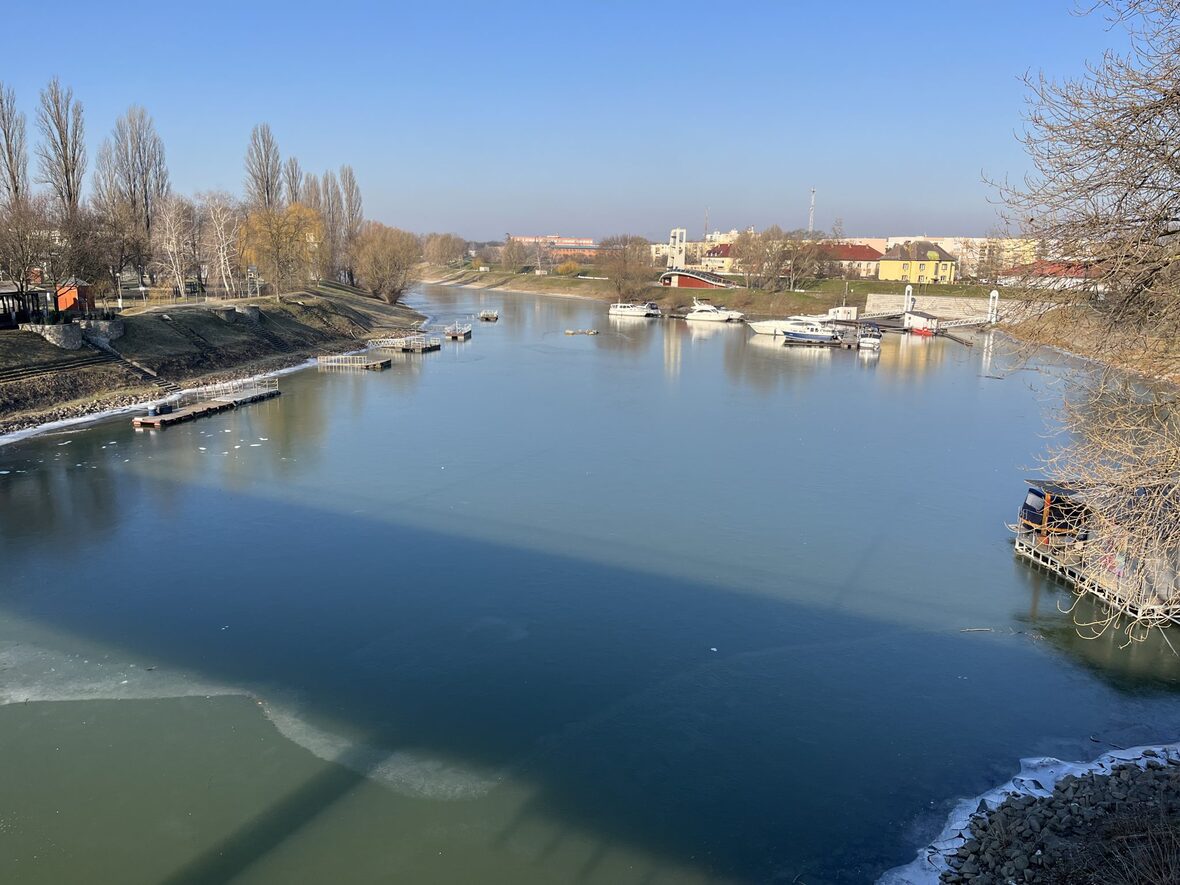 A kép tartalma: Baja, Sugovica