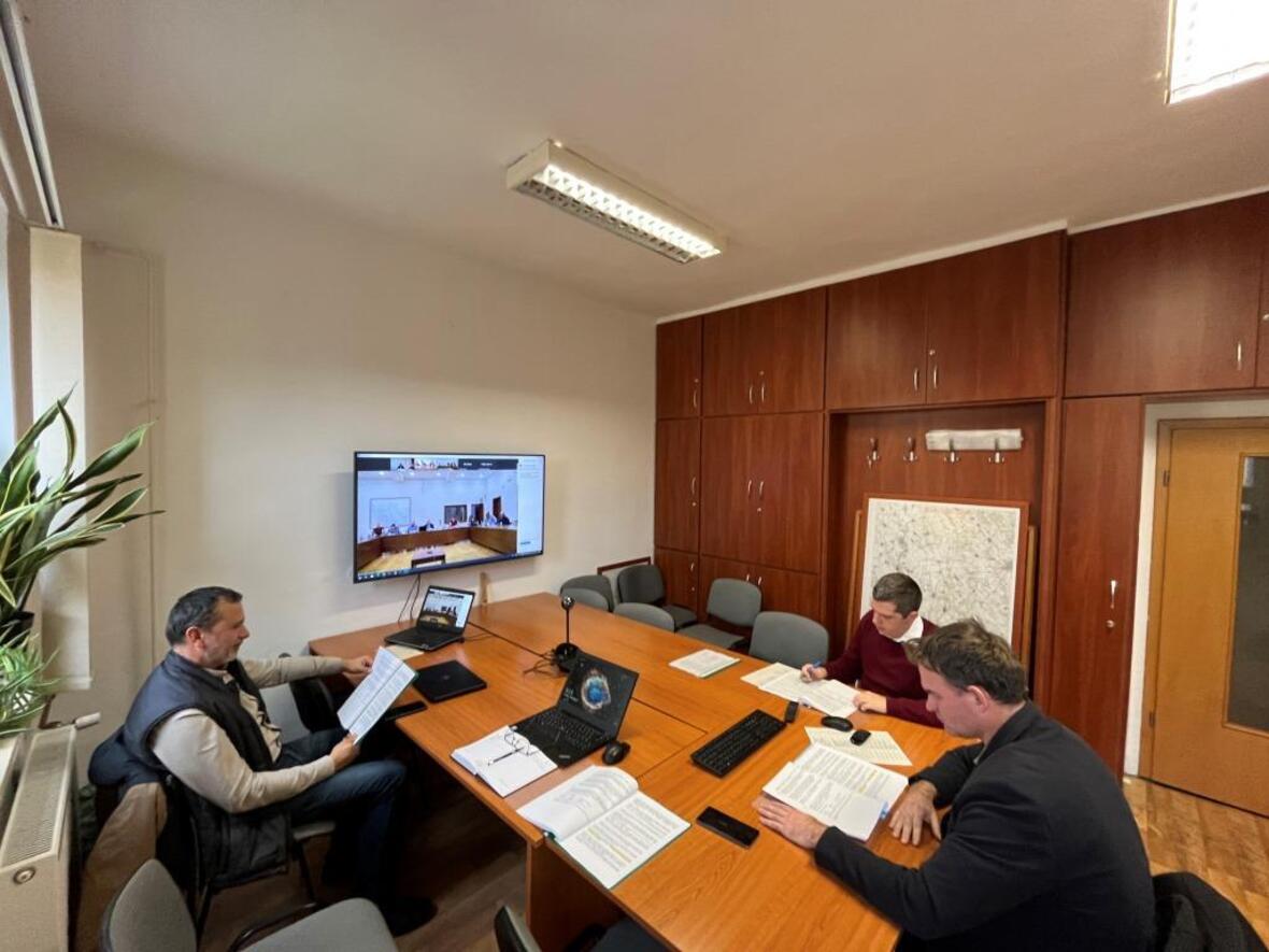 Kép a háromoldalú találkozóról