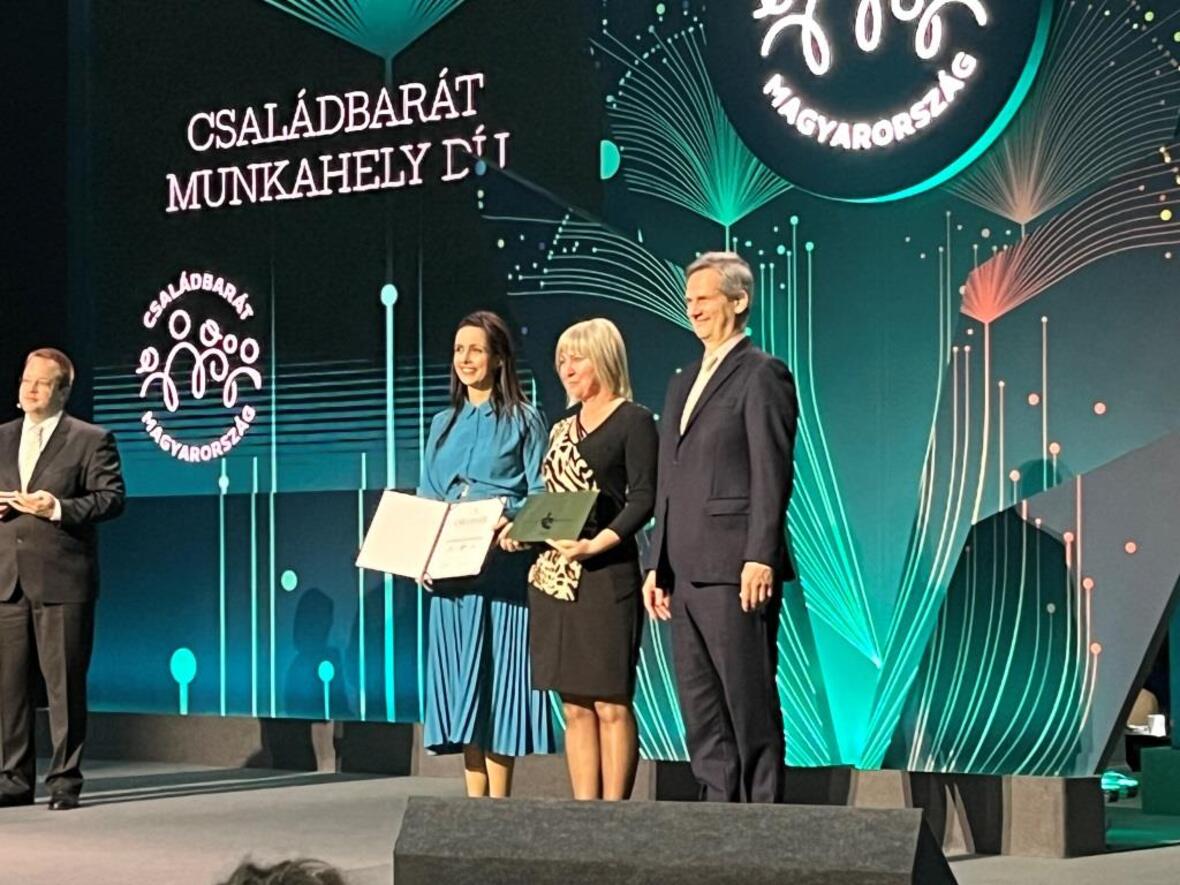 A kép tartalma: Családbarát munkahely díjátadó
