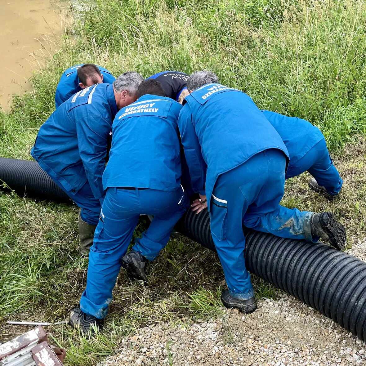 Munkában a vízügy szakemberei